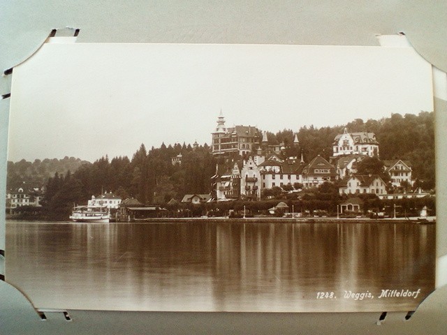 /Switzerland/CH_Place_1900-1949_Weggis Mitteldorf.jpg